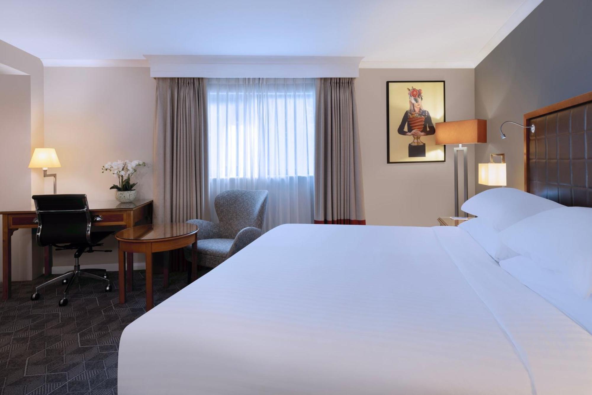 Delta Hotels By Marriott EDI Exterior foto